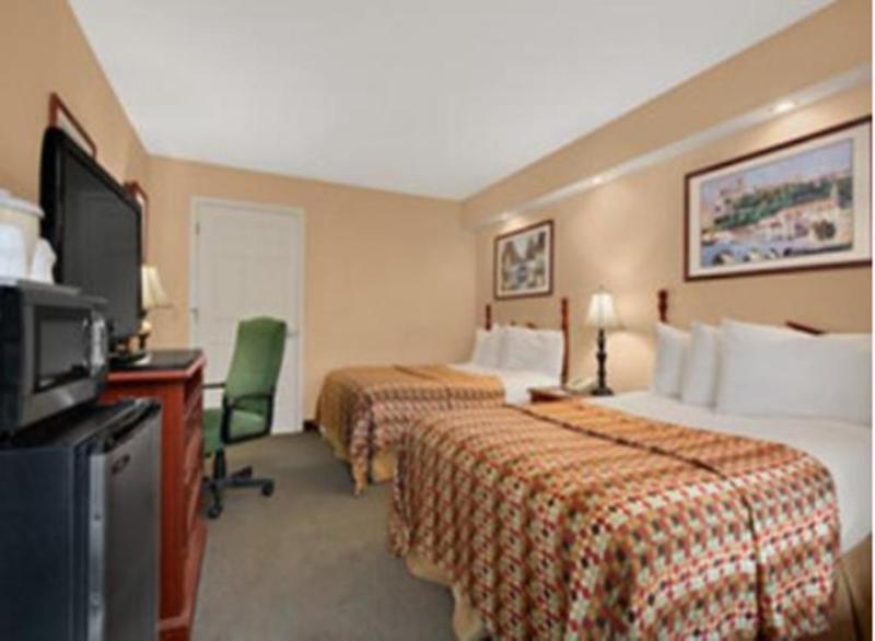 Baymont By Wyndham Warner Robins Motel Exterior foto