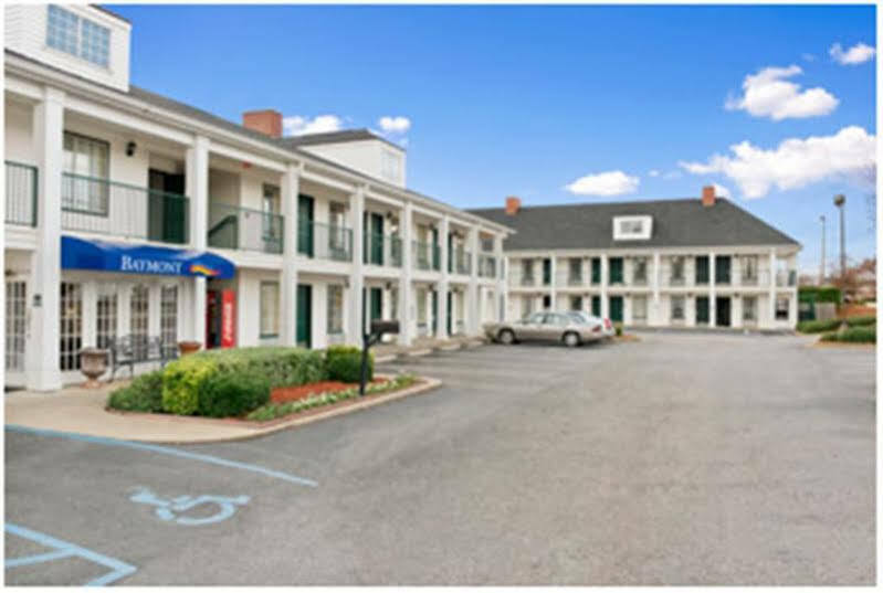 Baymont By Wyndham Warner Robins Motel Exterior foto